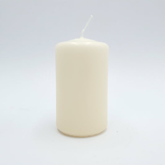 Powderpressed candle ⌀ 6x10 cm, beige