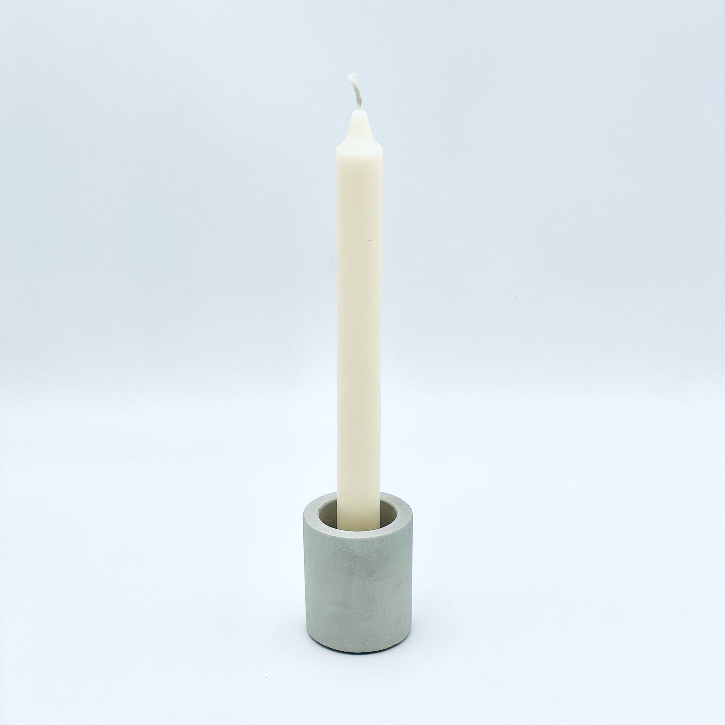 Universal glass candlestick for tea and taper candles, cylinder