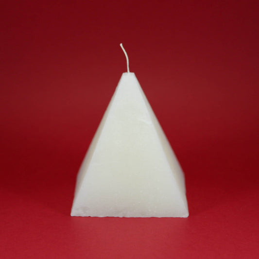 Свеча пирамида ⌀ 10x10 см, бежевая