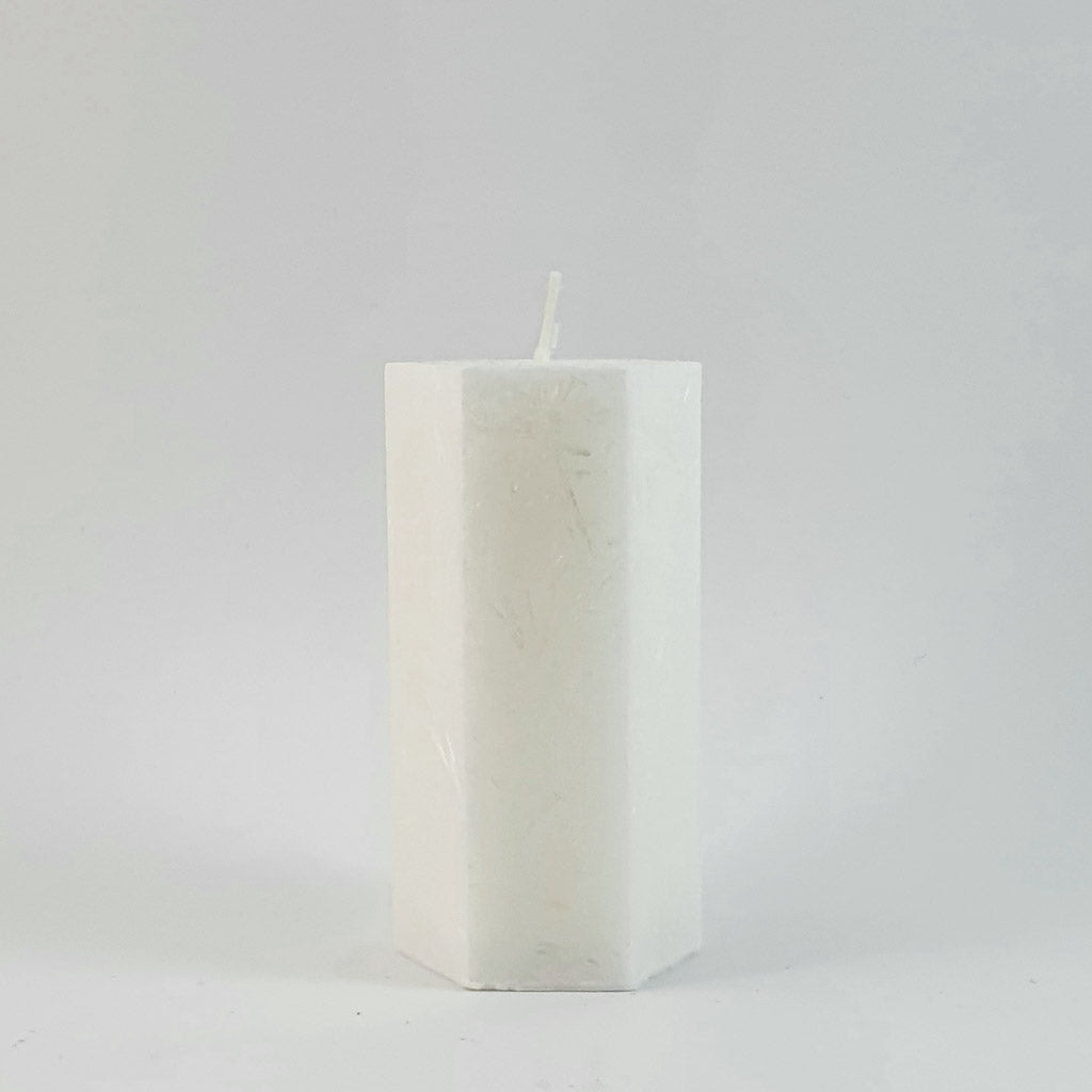Kristālstearīna mežģīņsvece ⌀ 5x10 cm, balta
