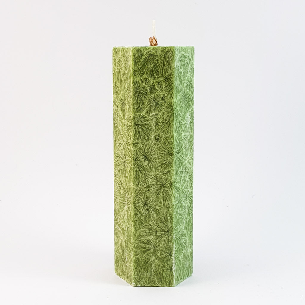 Kristālstearīna mežģīņsvece ⌀ 5x15 cm, zaļa
