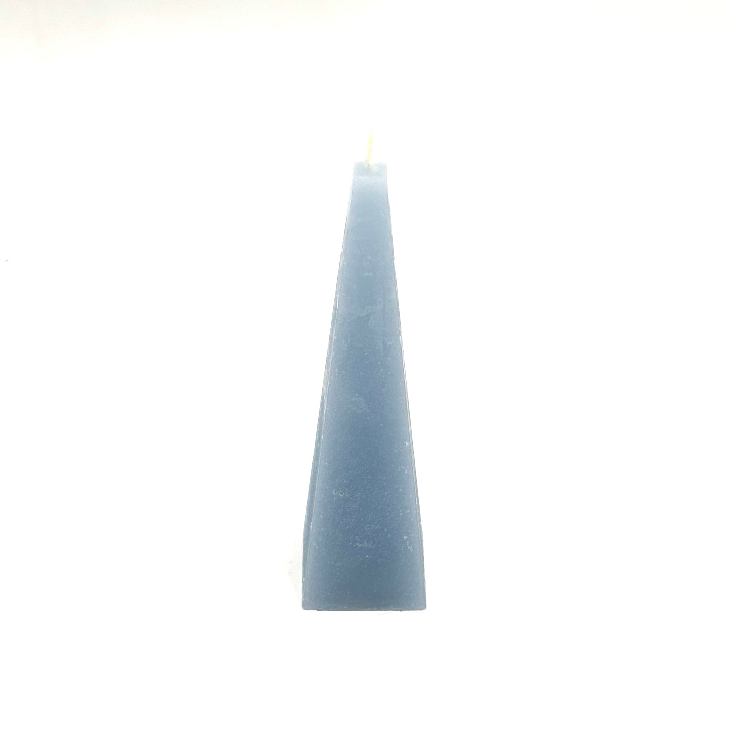 Свеча деревенская "Пирамида" 4х4х16см.