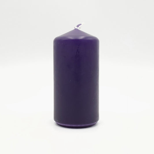 Powderpressed candle ⌀ 6x12 cm, dark purple